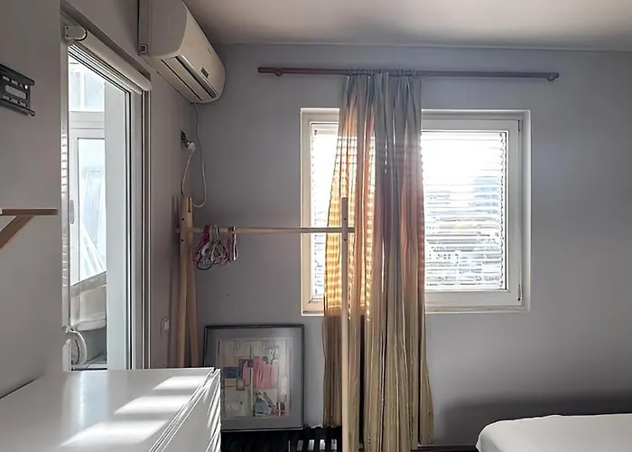 Cozynest Lägenhet Tirana