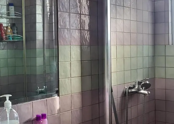 Cozynest Lägenhet Tirana